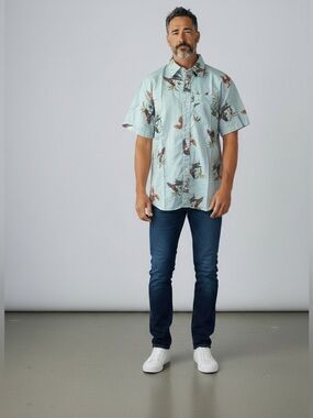 Empyre Short Sleeve Button-Down Shirt with Eagles